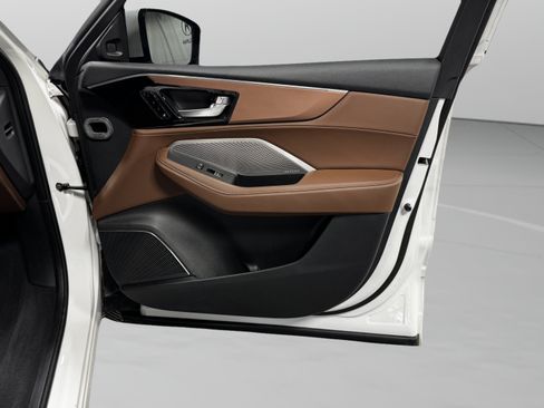 Certified 2024 Acura MDX FWD w/ Technology Package image 15
