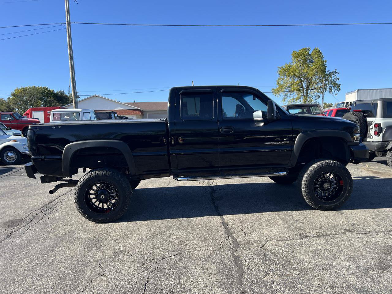 Used 2007 GMC Sierra 2500 SLT w/ Onstar Plus Package AWD/4WD image 5