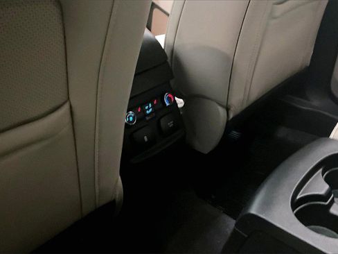 Used 2019 Ford Explorer Limited w/ Equipment Group 301A image 10