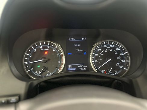 Used 2018 INFINITI Q50 Luxe w/ Essential Package (3.0T Luxe) image 23