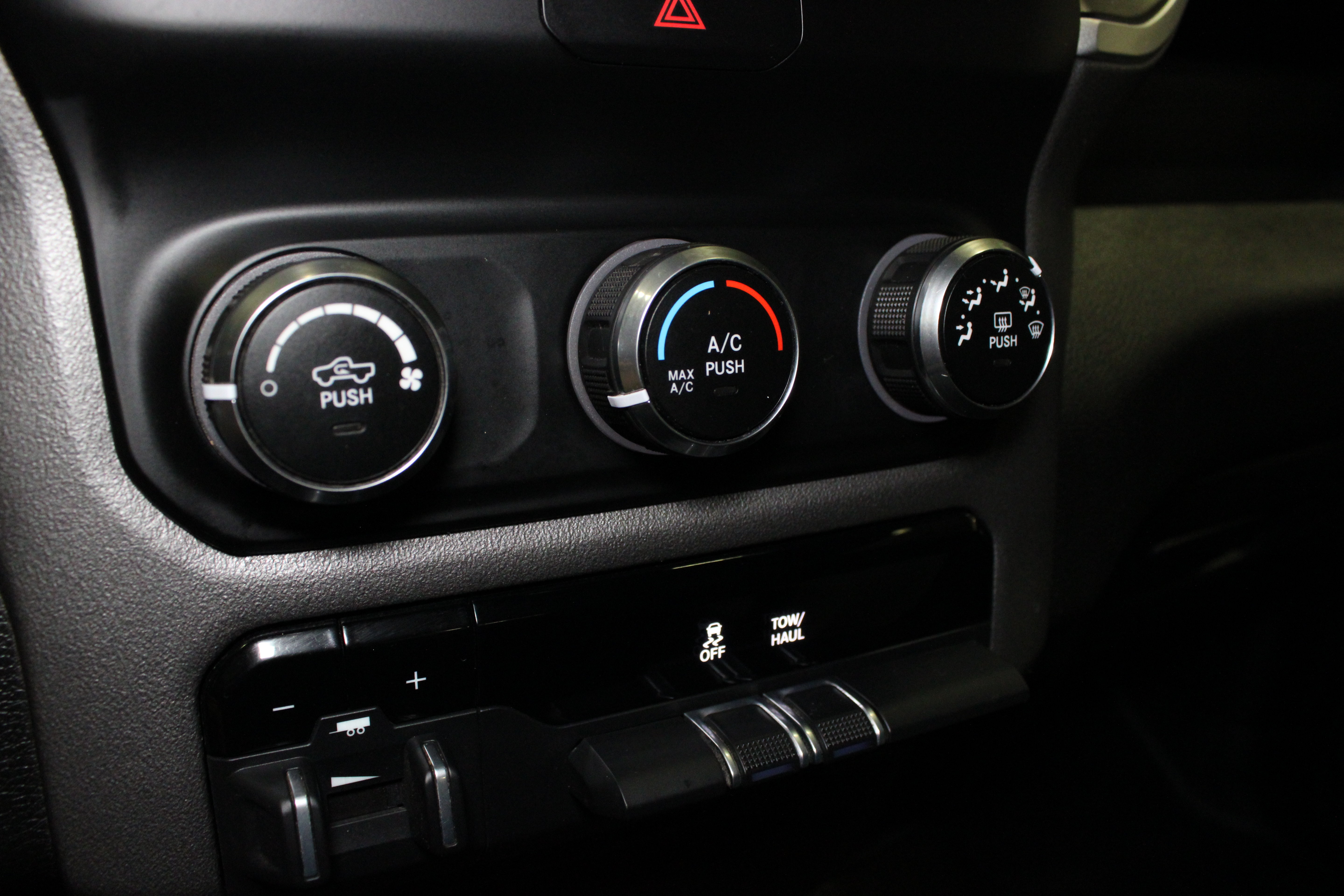 Used 2021 RAM 2500 Big Horn AWD/4WD image 35