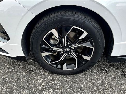 Used 2025 Hyundai Sonata SEL FWD image 11