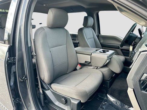 Used 2020 Ford F150 XLT w/ XTR Package image 25