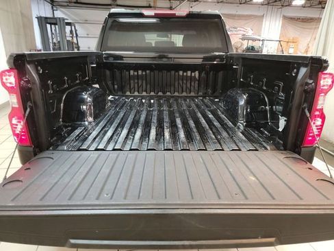 Certified 2022 Chevrolet Silverado 1500 Custom image 22