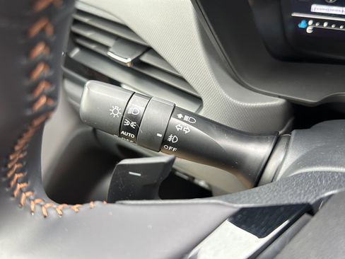 Certified 2025 Subaru Forester Sport image 31