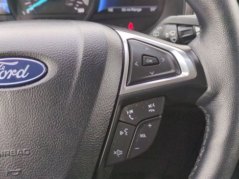 Certified 2024 Ford Edge SEL w/ Convenience Package image 24