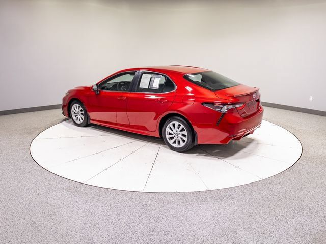 Used 2021 Toyota Camry SE AWD/4WD image 31