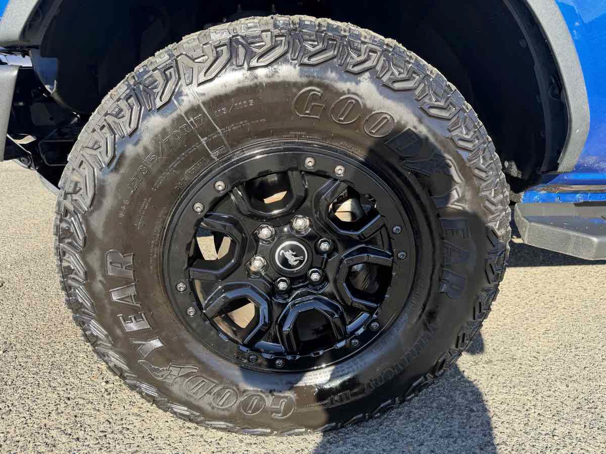 Used 2021 Ford Bronco First Edition AWD/4WD image 7