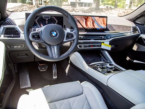 New 2027 BMW X6 xDrive40i w/ Executive Package AWD/4WD image 10