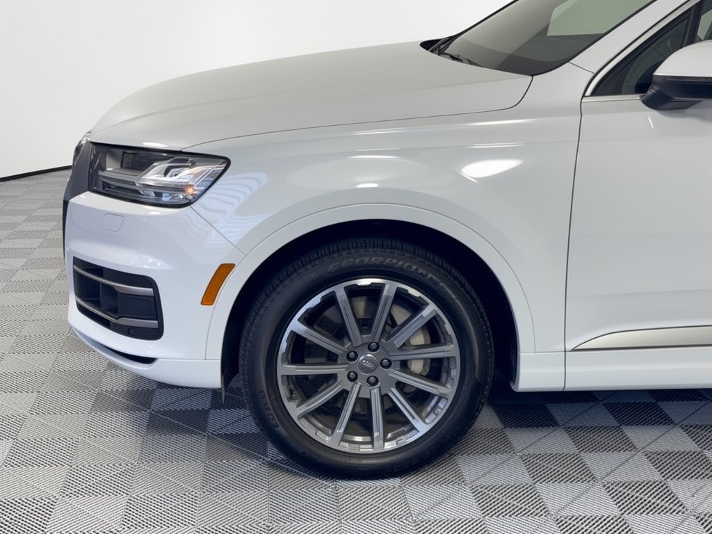 Used 2018 Audi Q7 3.0T Prestige w/ Prestige Package AWD/4WD image 13