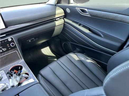 Used 2026 Genesis GV80 2.5T Select AWD/4WD image 12
