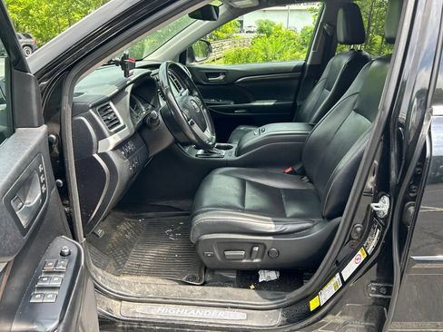 Used 2018 Toyota Highlander Limited Platinum w/ Protection Package #3 AWD/4WD image 9