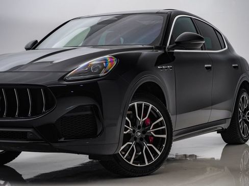 Used 2025 Maserati Grecale GT AWD/4WD image 2