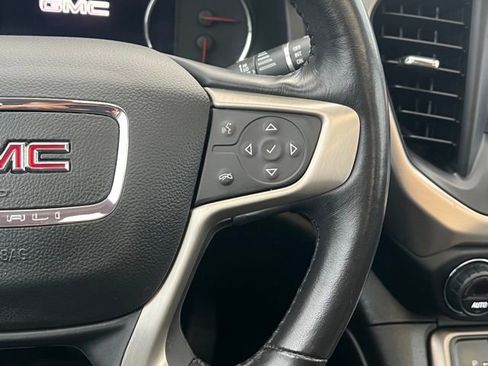 Used 2022 GMC Acadia Denali w/ Denali Ultimate Package image 26