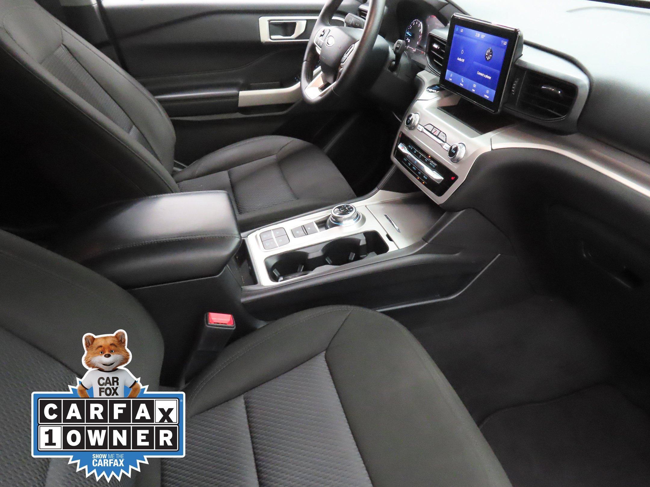 Used 2024 Ford Explorer XLT RWD image 24