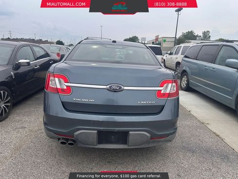 Used 2010 Ford Taurus Limited FWD image 5