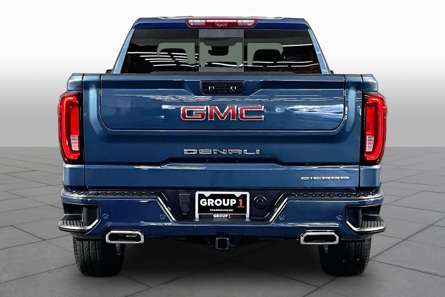 Used 2024 GMC Sierra 1500 Denali w/ Technology Package RWD image 5