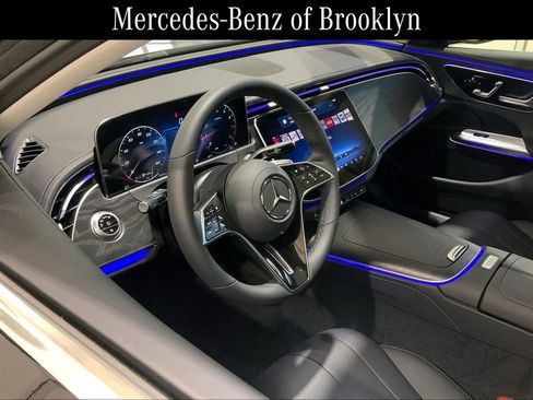 Used 2026 Mercedes-Benz E 350 4MATIC Sedan image 17