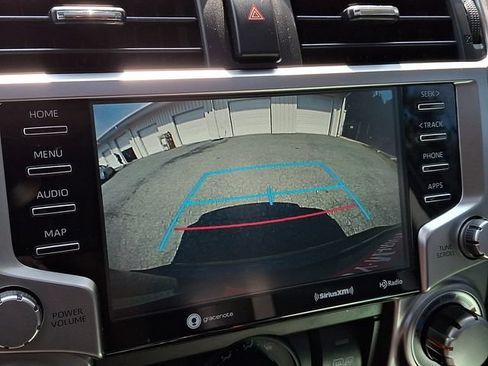 Used 2020 Toyota 4Runner SR5 Premium w/ Moonroof Package AWD/4WD image 15