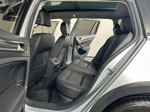 Used 2017 Volkswagen Golf Alltrack SE image 29