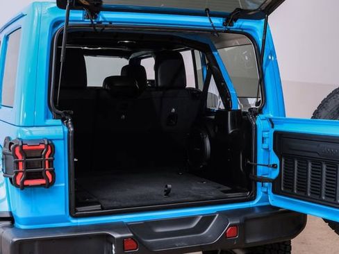 Used 2021 Jeep Wrangler Unlimited Sahara w/ Uconnect 4C Nav & Sound Group image 79