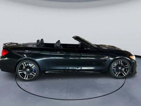 Used 2015 BMW M4 Convertible RWD image 17