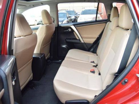 Used 2014 Toyota RAV4 XLE AWD/4WD image 43