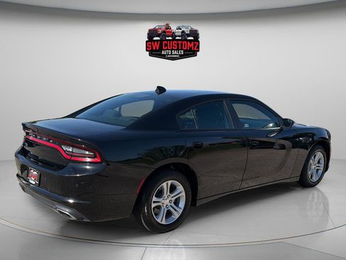 Used 2023 Dodge Charger SXT RWD image 7