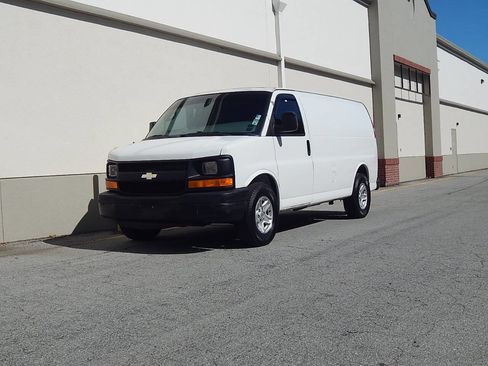 Used 2005 Chevrolet Express 1500 image 15