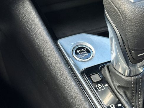 Used 2024 Nissan Altima 2.5 SV image 23