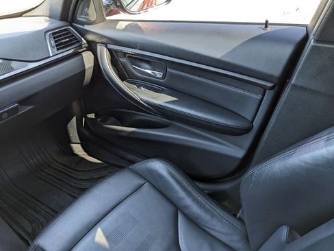 Used 2018 BMW M3 image 19