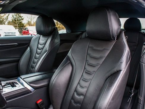 Used 2022 BMW 840i xDrive Convertible w/ Driving Assistance Package image 32