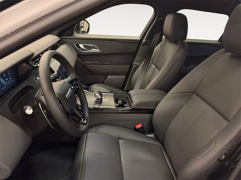 New 2026 Land Rover Range Rover Velar Dynamic SE image 9