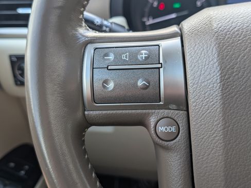 Used 2015 Lexus GX 460 w/ Premium Package AWD/4WD image 24
