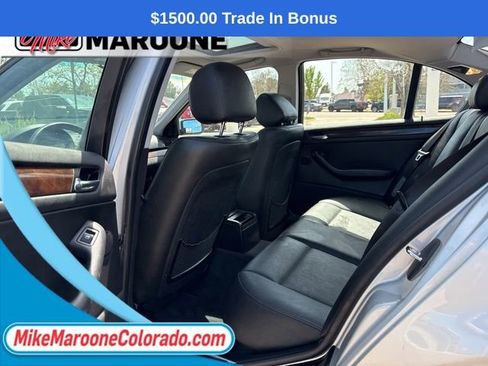 Used 2004 BMW 325i Sedan image 14