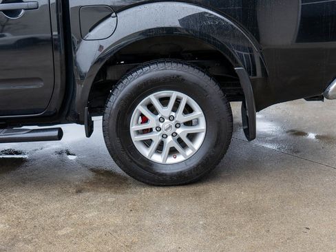 Used 2018 Nissan Frontier SV image 28