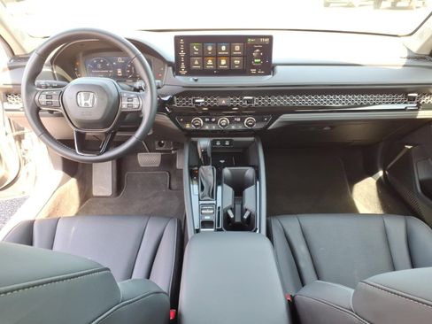 Used 2025 Honda Accord EX-L image 16