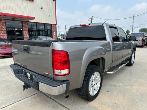 Used 2007 GMC Sierra 1500 SLE w/ South Central Value Package image 4