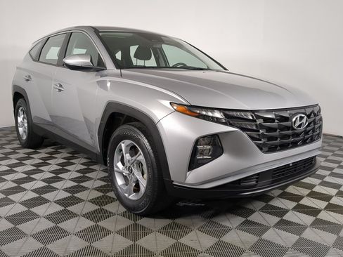 Used 2023 Hyundai Tucson SE FWD image 1