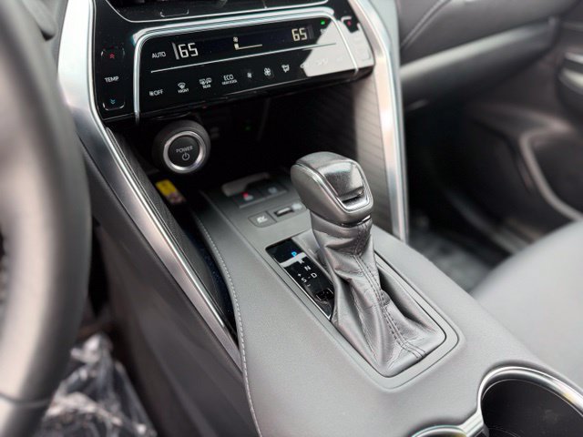 Used 2024 Toyota Venza XLE AWD/4WD image 26