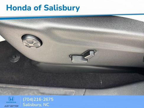 Used 2024 Dodge Durango GT image 19