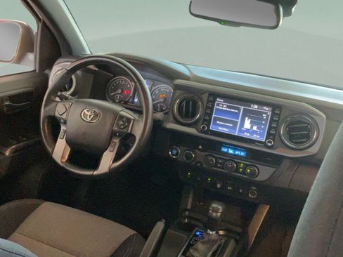 Certified 2021 Toyota Tacoma TRD Sport w/ Technology Package AWD/4WD image 28