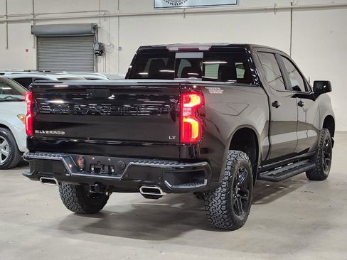 Used 2020 Chevrolet Silverado 1500 LT Trail Boss image 8