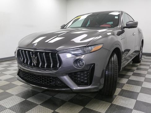 Used 2022 Maserati Levante GT image 4