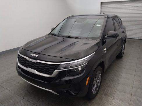 Used 2023 Kia Seltos LX AWD/4WD image 15