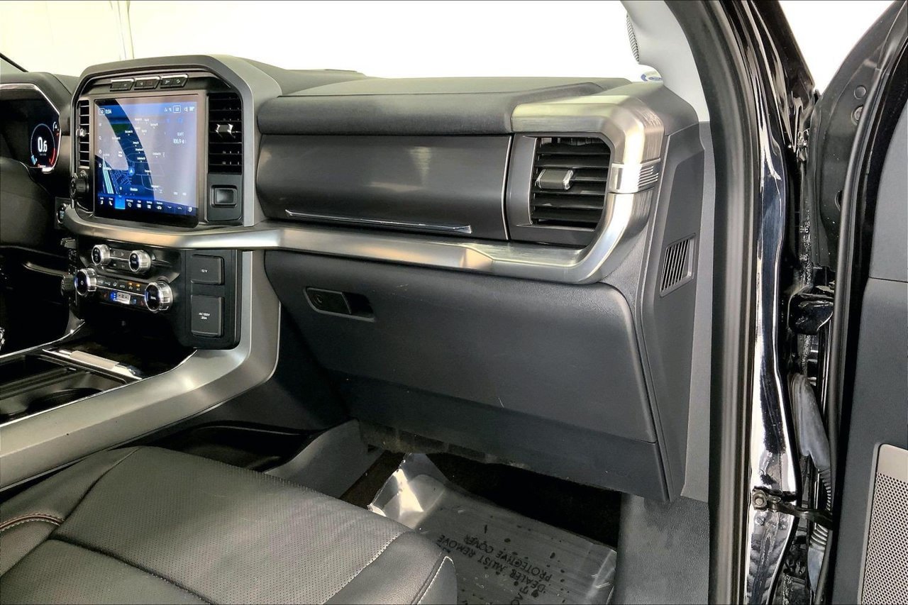 Used 2022 Ford F150 Lariat w/ Max Trailer Tow Package AWD/4WD image 16