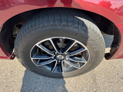 Used 2019 Dodge Grand Caravan GT FWD image 9