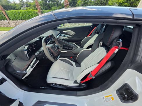 Used 2023 Chevrolet Corvette Z06 RWD image 22