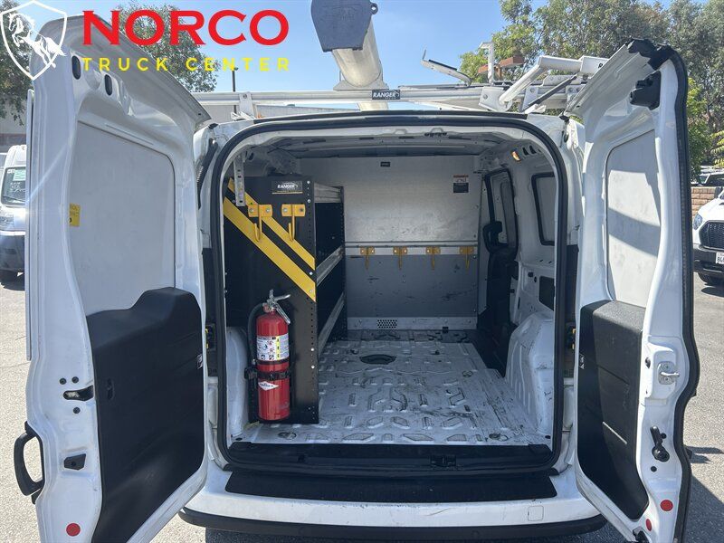 Used 2022 RAM ProMaster City Tradesman FWD image 9