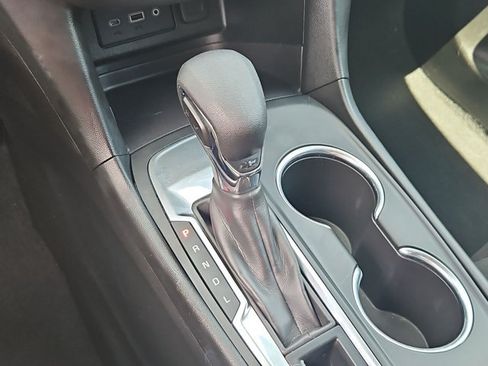 Certified 2022 Chevrolet Equinox LT FWD image 18
